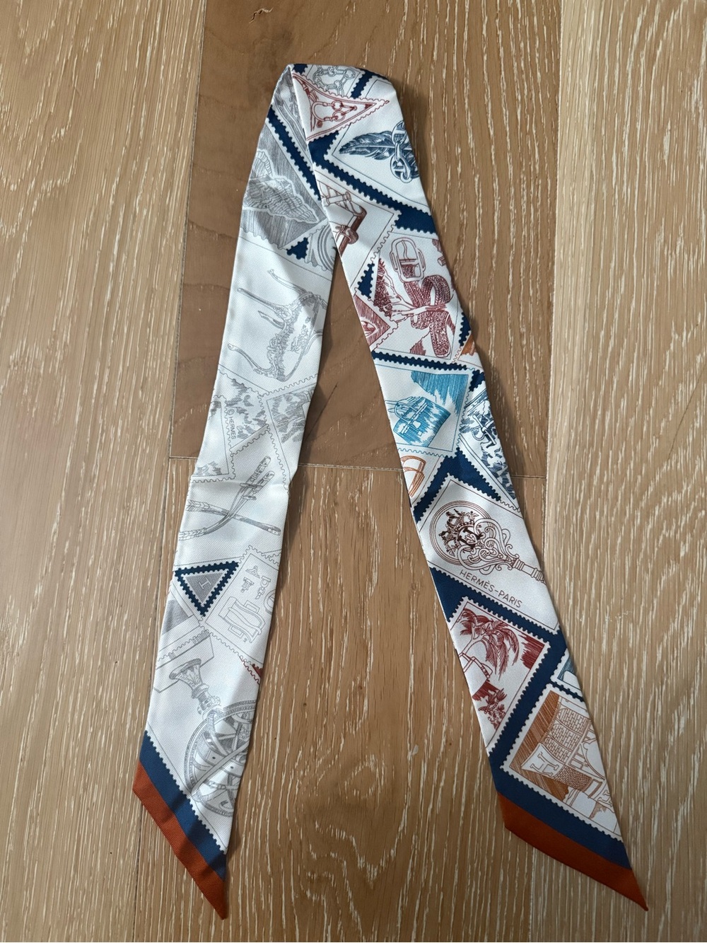 NWOT Hermes 100% silk twilly scarf Le Philateliste du Faubourg Twilly blue